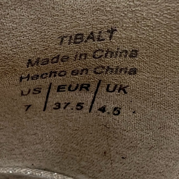 Kelly & Katie Gold Silver Sparkle Tibalt Peep Toe Heels Size 7 Women’s - Picture 4 of 8